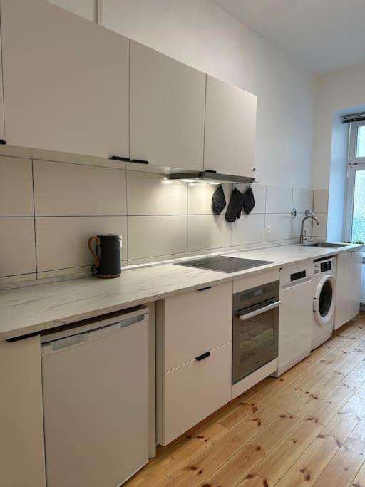 Modernes 2 Zimmer Apartment Berlín Exterior foto